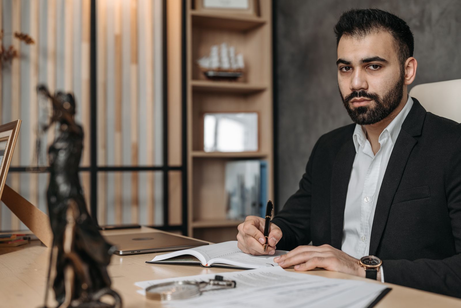 Conseiller juridique au travail